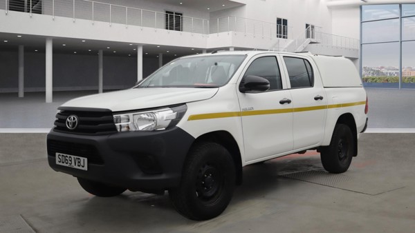 TOYOTA Hilux